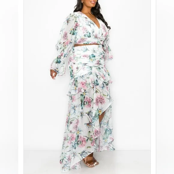 Floral two piece set, long puff sleeve top, and flowy maxi skirt. - Picture 4 of 9
